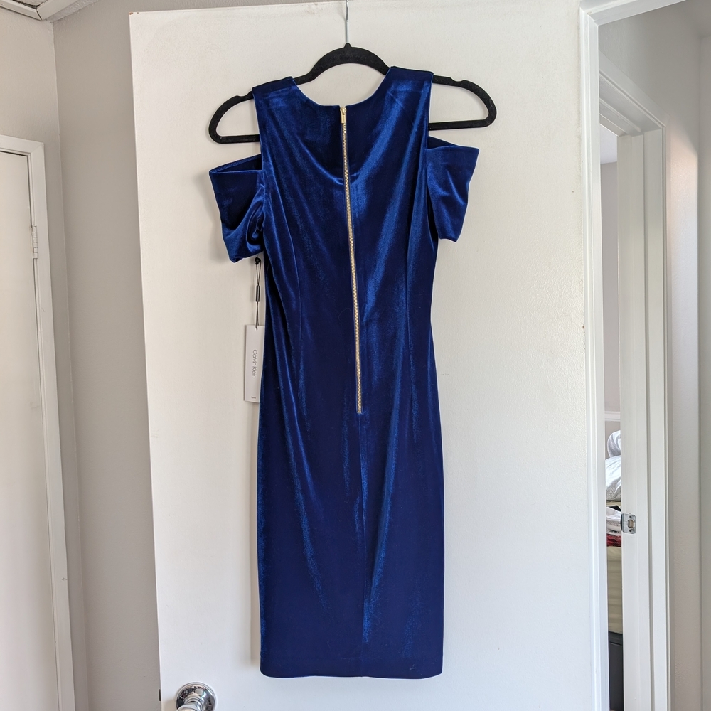 NWT Calvin Klein Royal Blue Velvet Dress - Picture 2 of 6